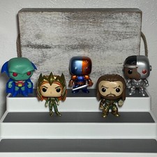 Lot of 5 LOOSE ASSORTED Funko Pop: 4 Justice League, 1 DC Comics PLEASE READ