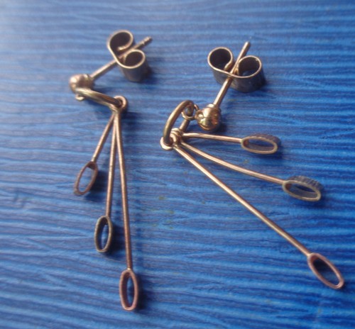 Gold Drop Pierced Earrings Modernist Abstract Vintage Dangly 9ct Yellow Gold - Picture 7 of 10