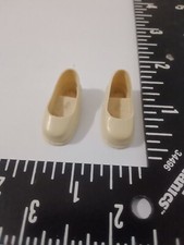 Pedigree Sindy Doll 1 pair Of shoes White beige Rubber platforms Heels