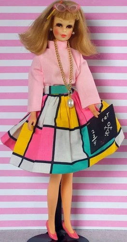 VINTAGE BARBIE FRANCIE CASEY TWIGGY SIZE "SCHOOL IS COOL" SKIRT SET ✏️