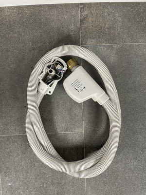   Original Miele W1 Waschmaschine Zulaufschlauch Aquastop 04742484
