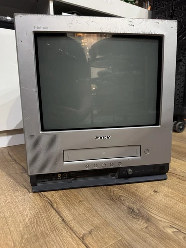 Sony Trinitron KV-14FV1U 14" VHS Combi Retro RGB Colour CRT TV Monitor
