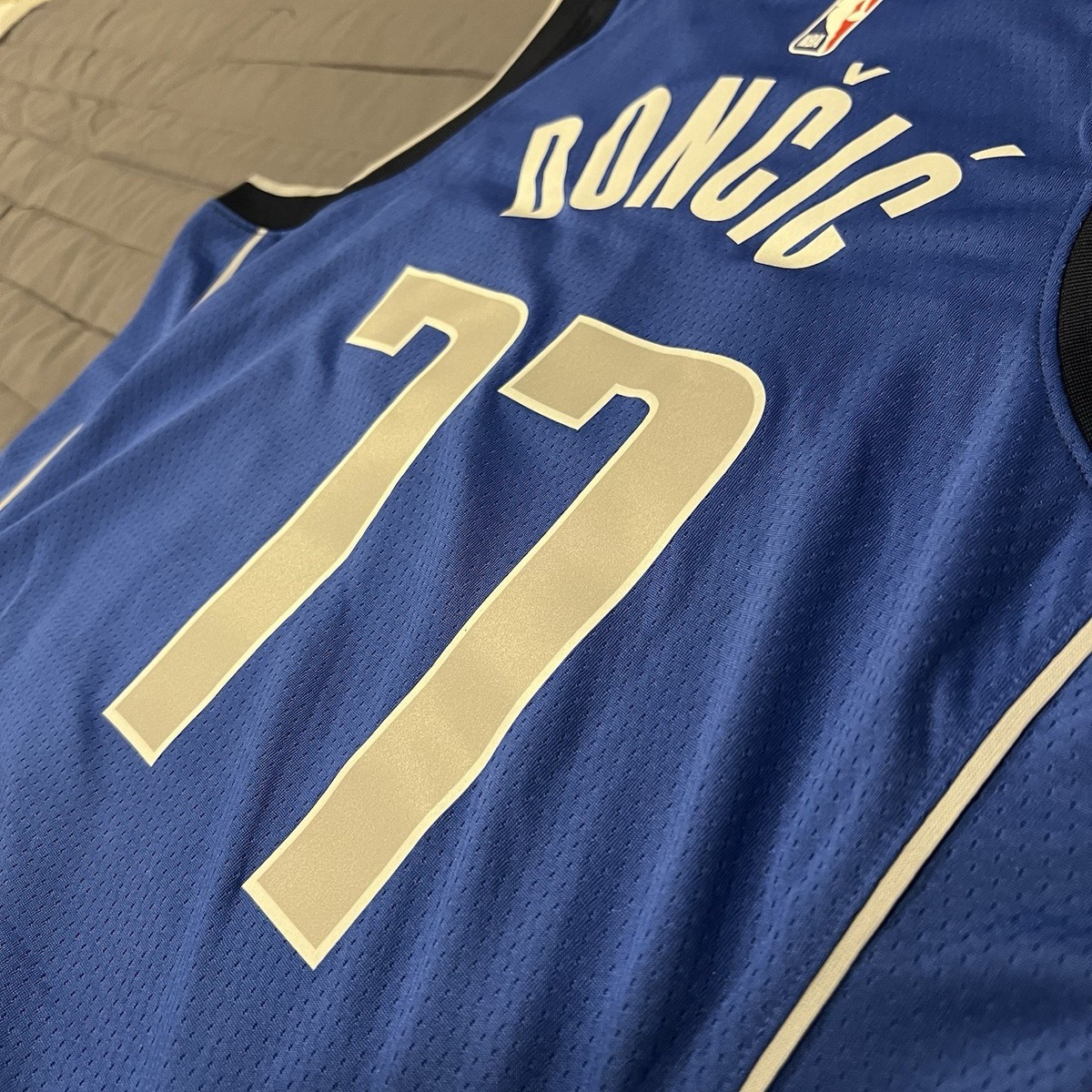 Nike Luka Doncic Dallas Mavericks #77 Blue Icon Swingman Jersey 44