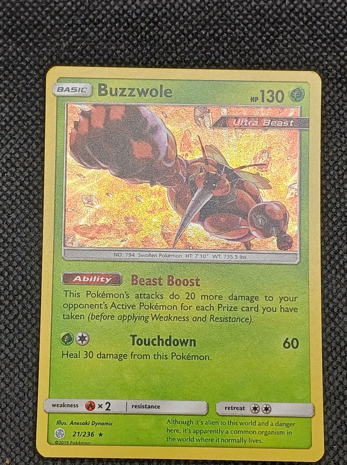 Buzzwole Holo Rare SM - Cosmic Eclipse 21/236 NM
