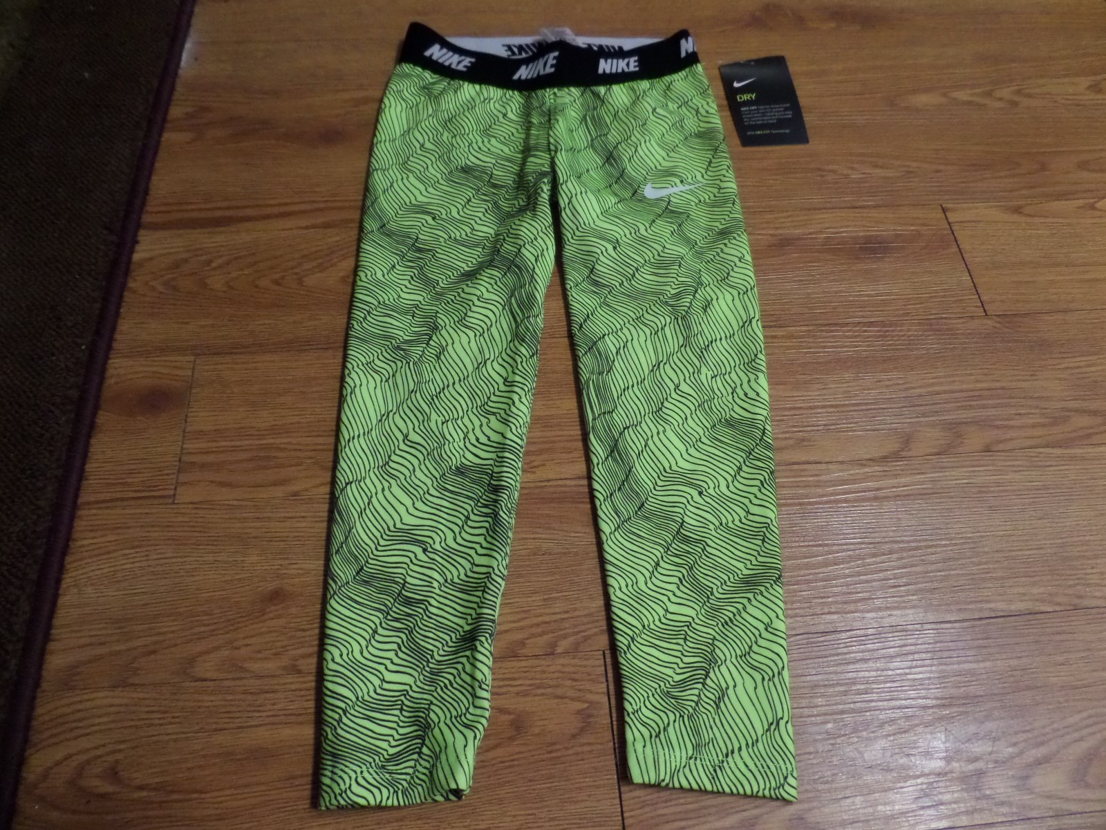 volt nike leggings
