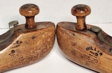 Vintage Miller Trade Mark O.A.M.C.O Wooden Shoe Stretcher USA - set of Two 9/1