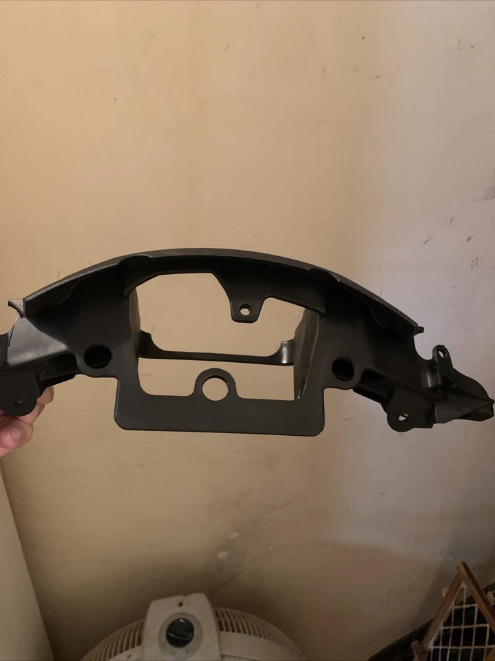 Soporte Staycowling superior negro compatible con Kawasaki Ninja ZX-10R 2011-2014 Foto 2 de 3