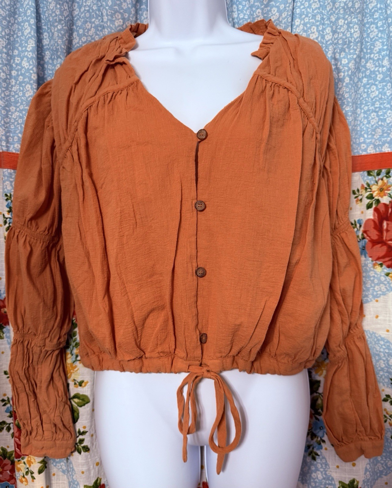 Love, Whit by Whitney Port Sand Stone Peasant Top *SIZE SMALL*
