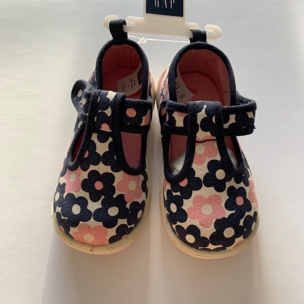 Size 5 Infant Pink Navy Sneakers