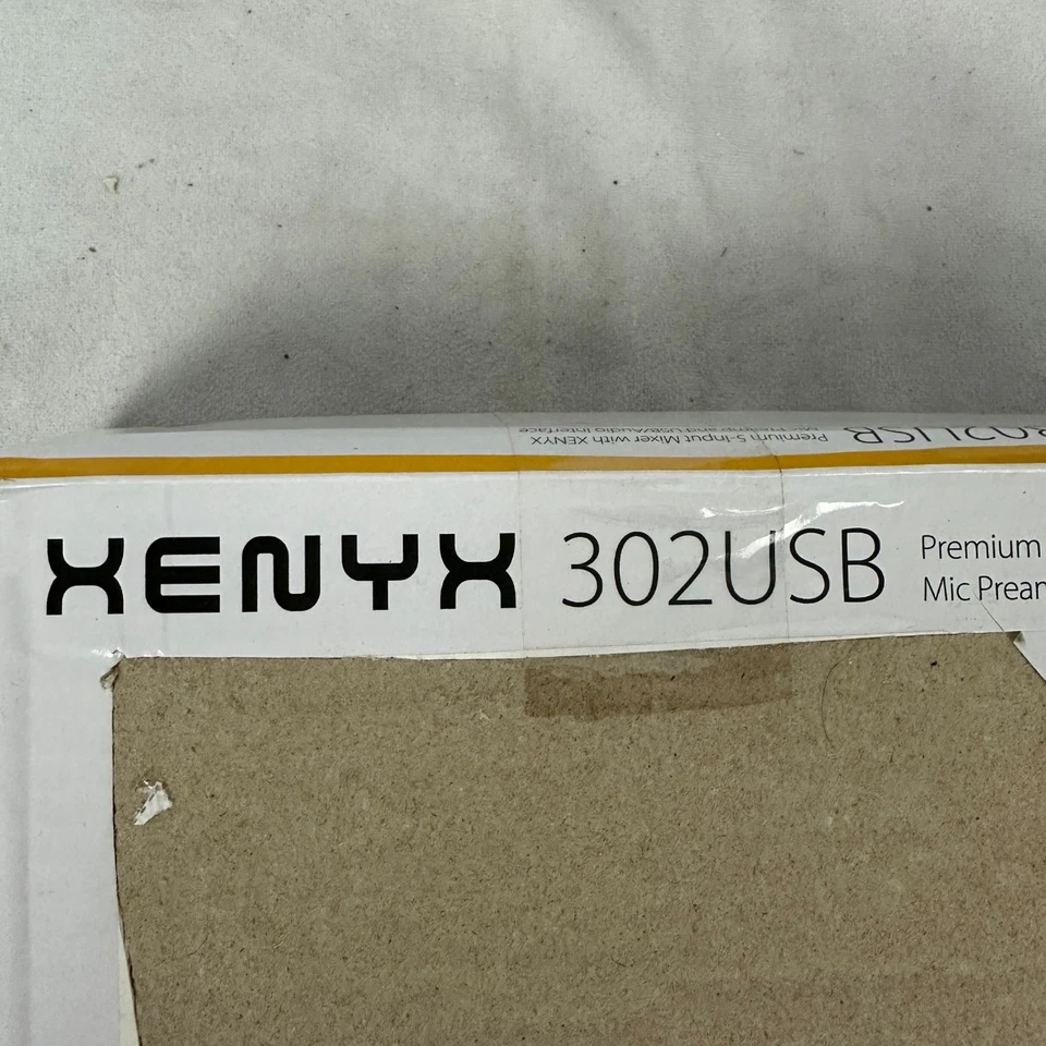 Behringer XENYX 302USB Premium 5-Input Mixer USB/Audio Interface Compact Design - Image 2 of 4