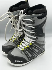 ThirtyTwo Snowboard Boots Mens 9 Gray Black Lace Up System G2 Evolution Foam