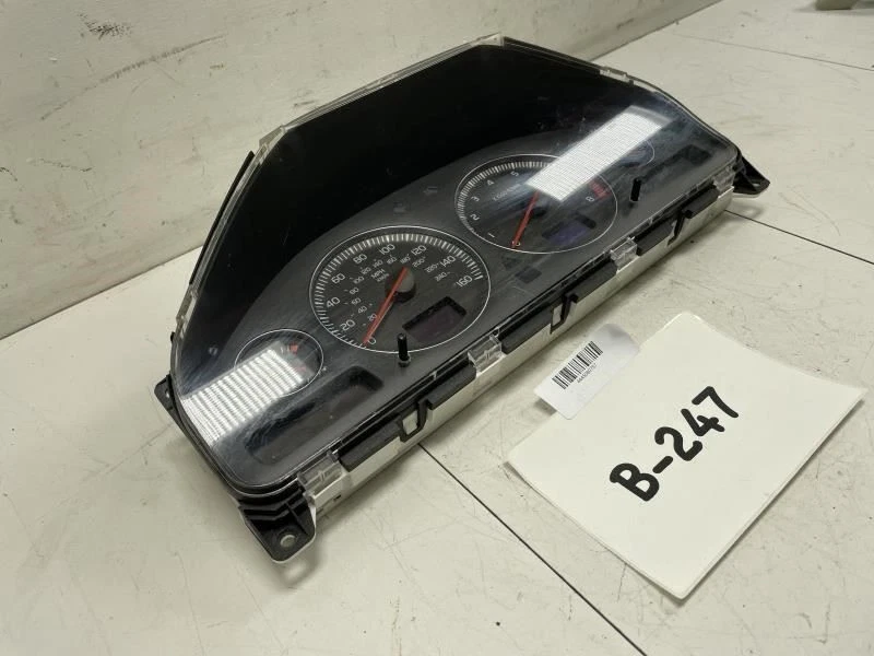 2005-2006 2008-2012 VOLVO XC90 SPEEDOMETER INSTRUMENT CLUSTER OEM+ - Image 3 of 4