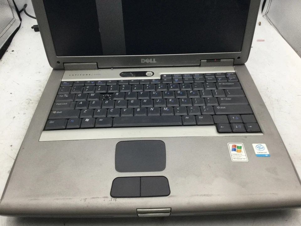 DELL LATITUDE D505 - FOR PARTS - INTEL CELERON M - 1GB RAM - 14" - READ DESC -BB - Image 3 of 4