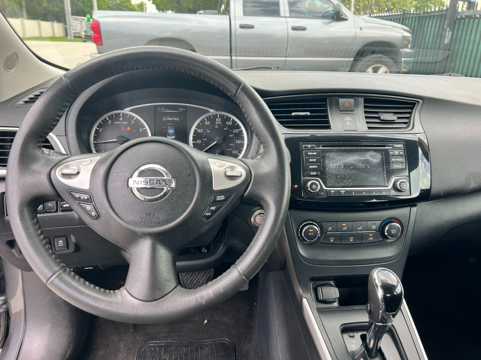 Nissan Sentra - Image 19