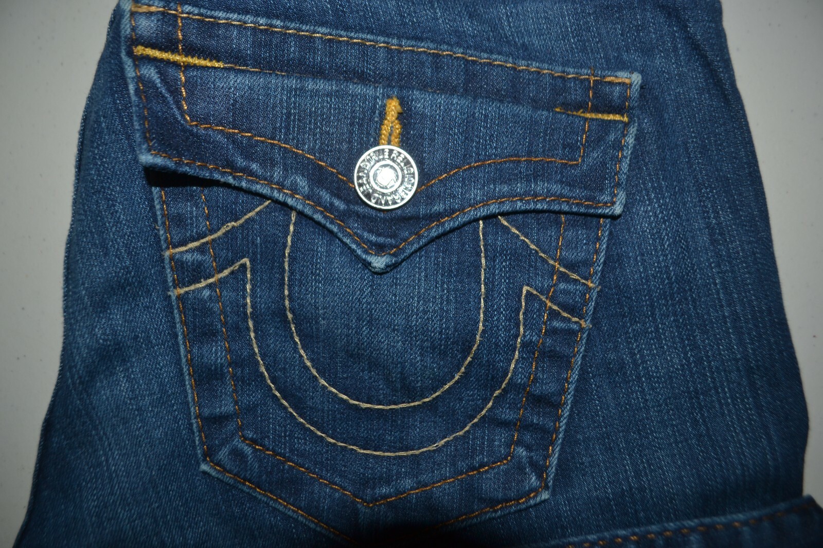 True Religion Women's Wendy Straight Pocket Flaps Dark Blue Jeans Sz 29x34 thumbnail 2