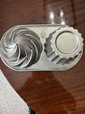 Nordic Ware Cute Cupcake Cake Pan 6 Cups 1.4 Liters Non-Stick USA Made Bakeware