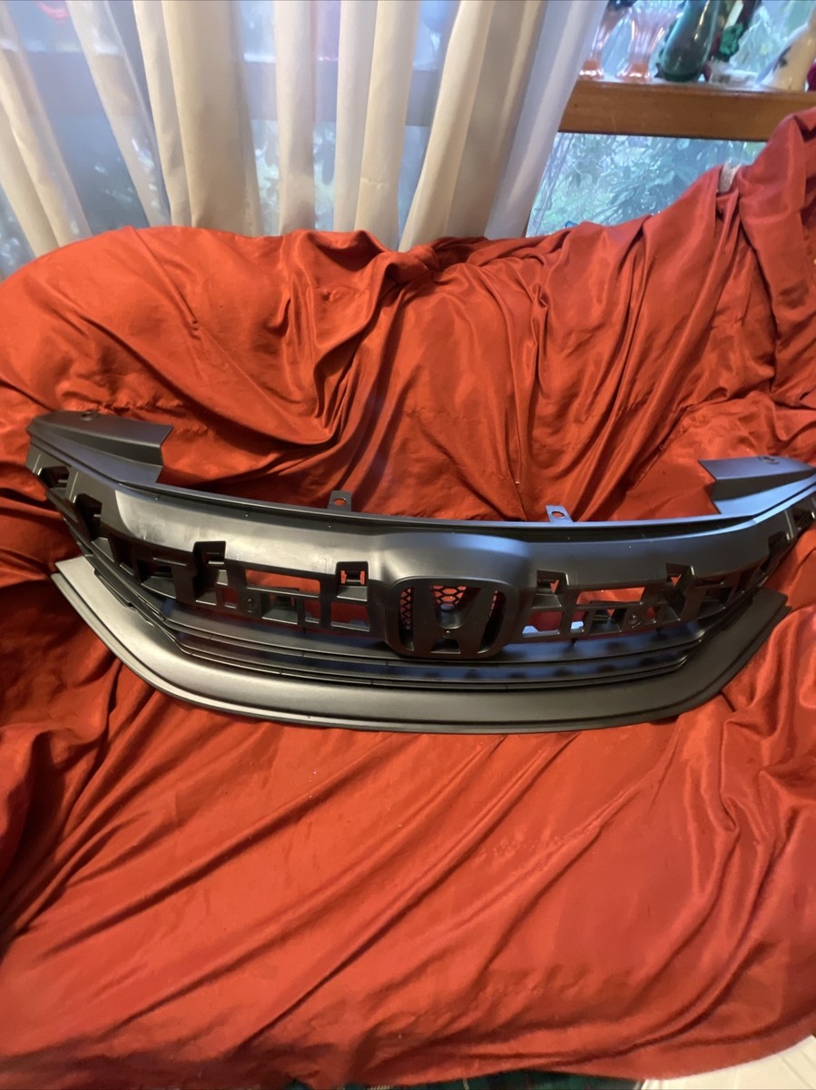 71121-T2FX-A5 2016 2017 HONDA ACCORD SEDAN FRONT OEM GRILLE BASE