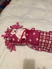 PINK CHRISTMAS BEAR   ... 72" x 60" Tie Blanket