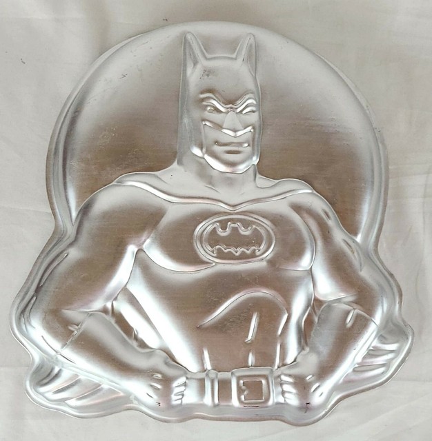 Vintage 1989 Wilton Batman Cake Pan 21056501 13" x 14" x 2" DC Comics
