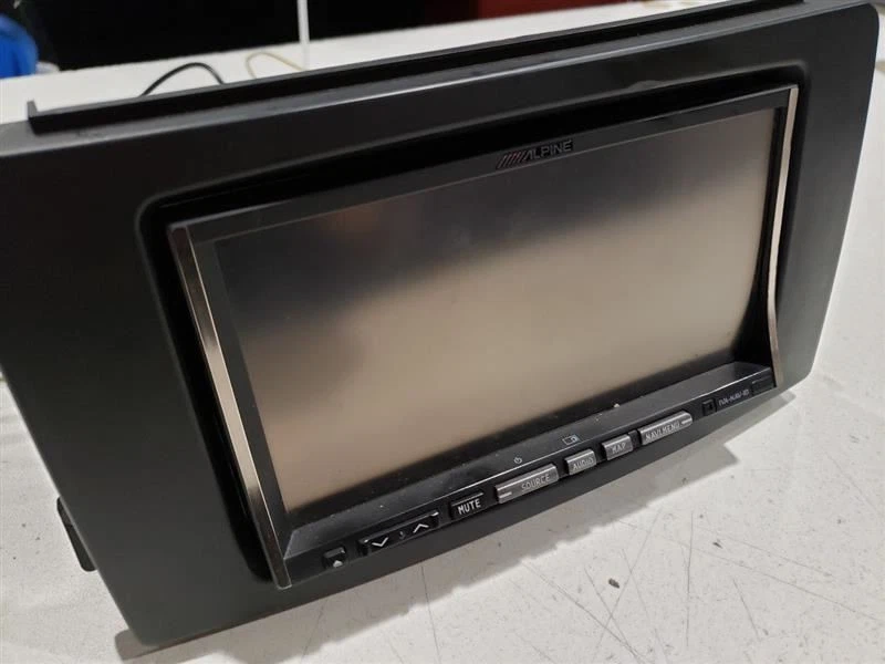 Receptor de navegación GPS Alpine AFTERMARKET -VA-NAV-10 - 2010-2011 Tesla Roadster Foto 3 de 4