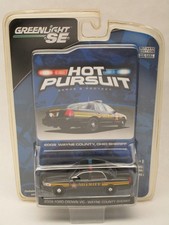 Greenlight Hot Pursuit 2008 Ford Crown Victoria  WAYNE COUNTY SHERIFF OHIO