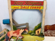 Roy Rogers and Dale Evans paper/cardboad playset Standup figures