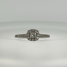 Diamond Ring 18ct White Gold Princess Cut Halo Size N 3.13g Engagement