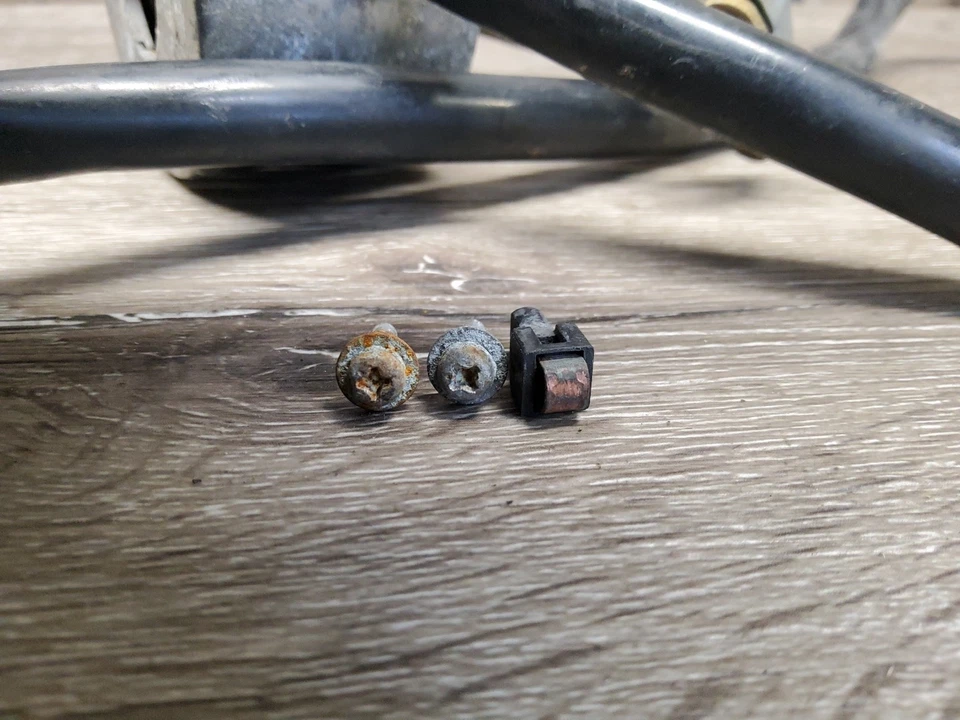 1986 86 86-87 Suzuki VS700 Intruder Left Side Controls Switches DL-692 - Image 3 of 4