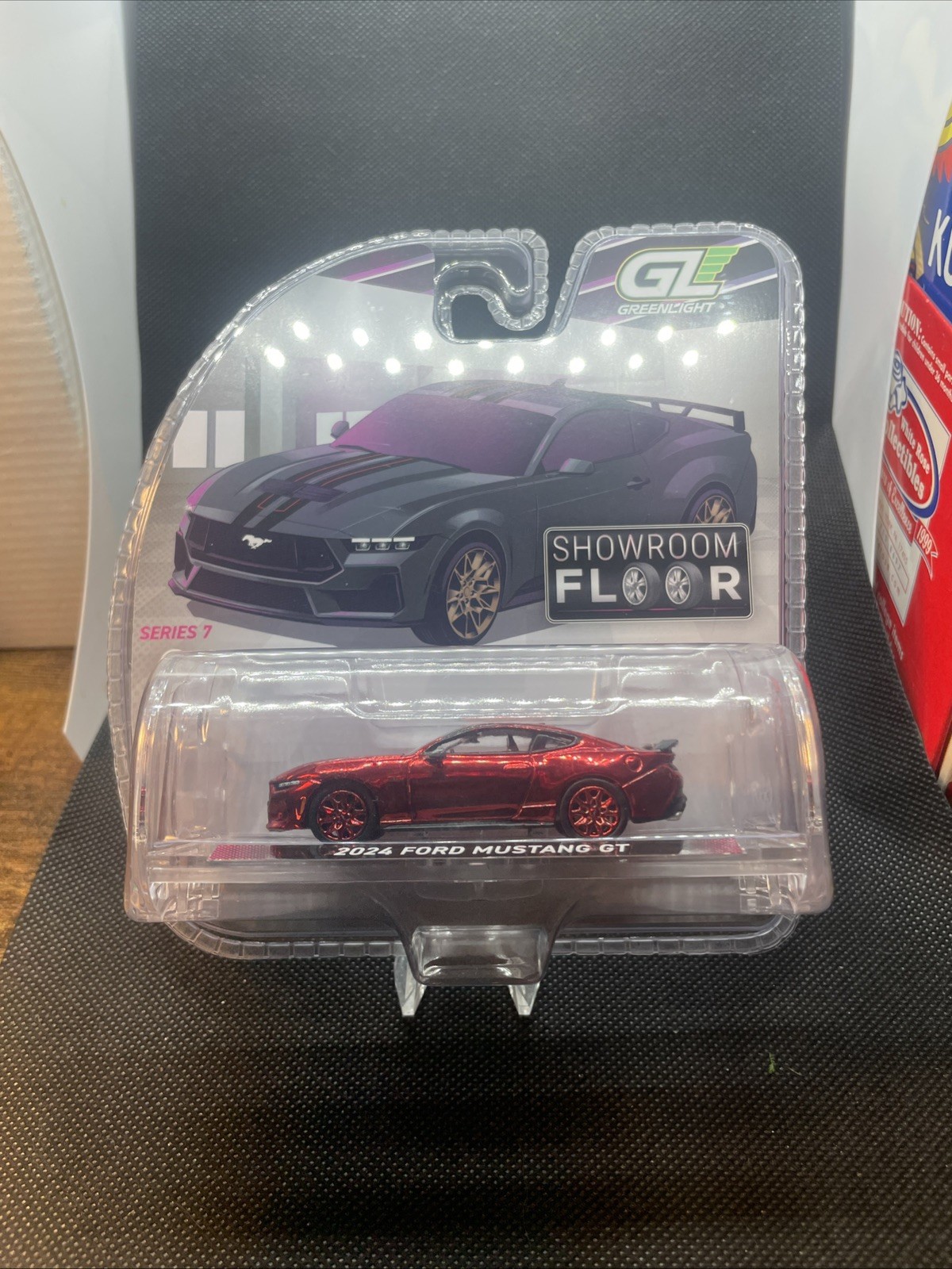 Greenlight Showroom Floor Green Machines Red Chrome  CHASE Ford Mustang
