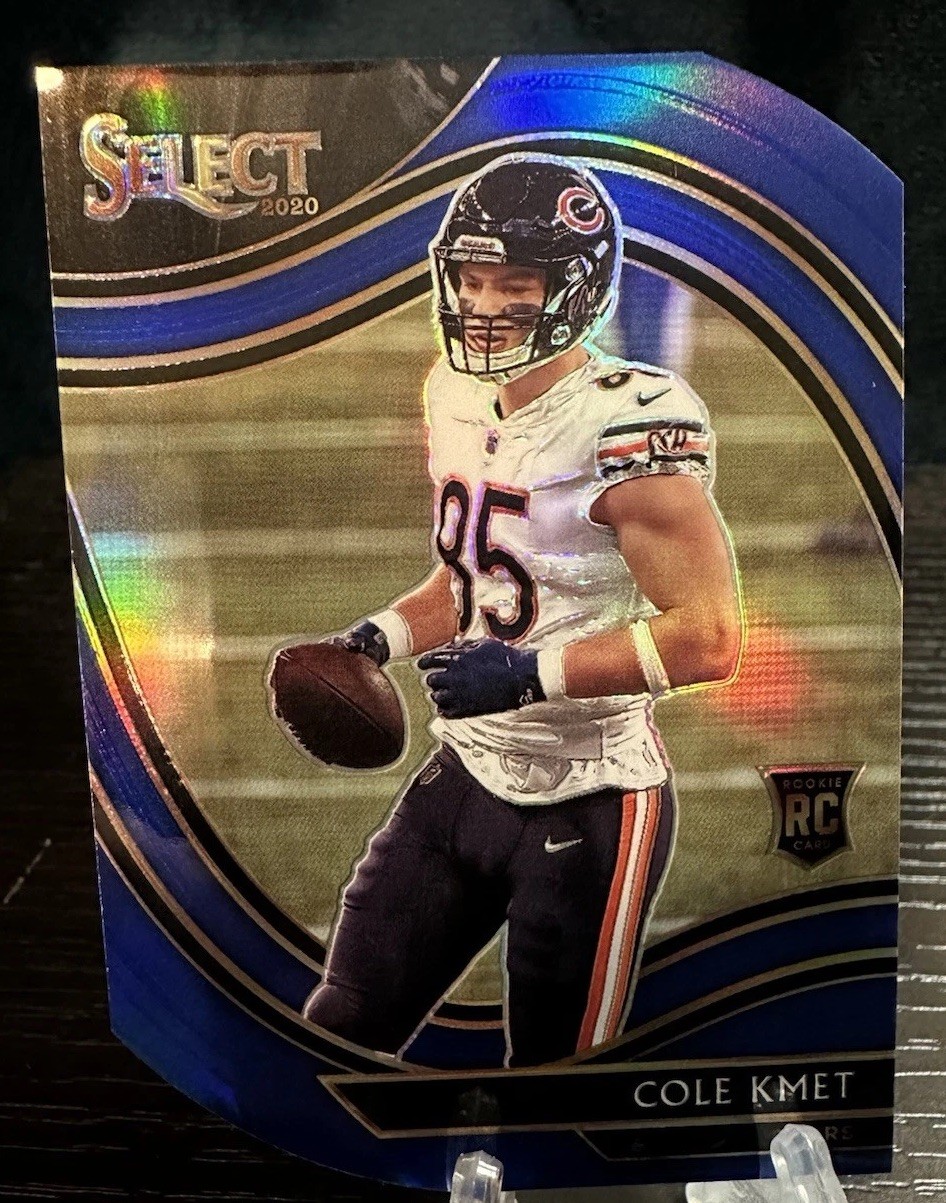2020 Panini Select Field Level Blue Prizm Die-Cut Cole Kmet #374 Rookie RC Bears