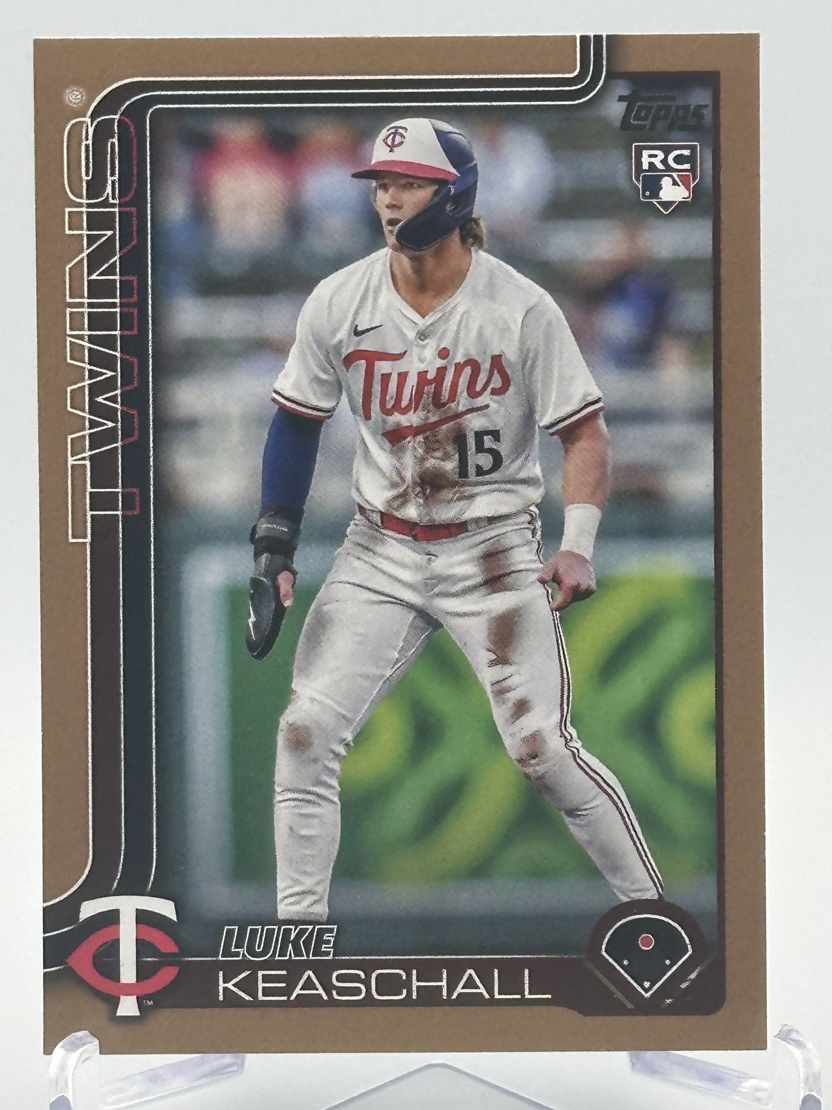 2025 Topps Update Series - Luke Keaschall #US16 Gold /2025 (RC)