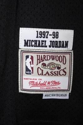 black 1997-98 Chicago Bulls Michael Jordan (23) stitched Mitchell