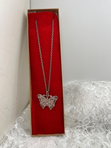 Pearly Pink Bling Rhinestone Butterfly Pendant Silver Tone Chain Necklace - Picture 12 of 12