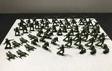 Vintage 1970's Miniature Plastic Green Army Men X 60 - 60 Soldiers