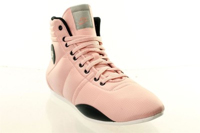 nike hijack mid womens trainers