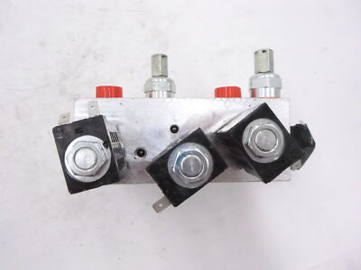 Maxon Liftgate Valve Assembly 12VDC 4W/4W 297574 | eBay Maxon Liftgate Valve Assembly 12VDC 4W/4W 297574 | eBay