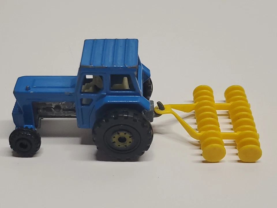 Matchbox Superfast Ford Tractor & Harrow - Image 2 of 4