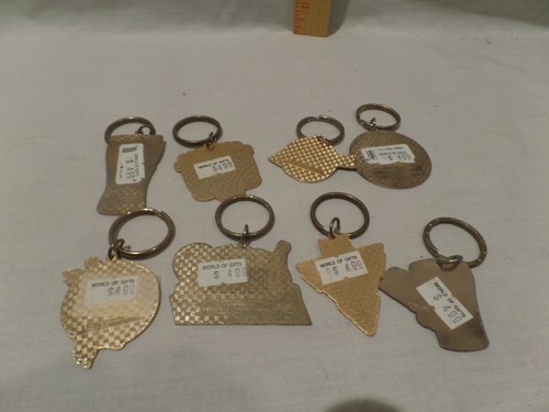 "COCA-COLA" VINTAGE 1990'S LOT OF 8 KEY CHAINS "RARE" UNIQUE COLLECTABLES-METAL - Picture 3 of 3