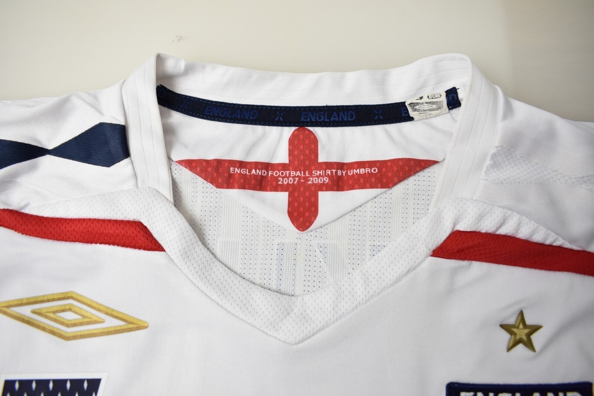 Maillot Angleterre Domicile 2008-2009 Umbro – Beckham N°8 – Taille M (occasion)