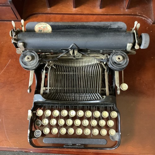 Corona 3 Vintage Typewriter