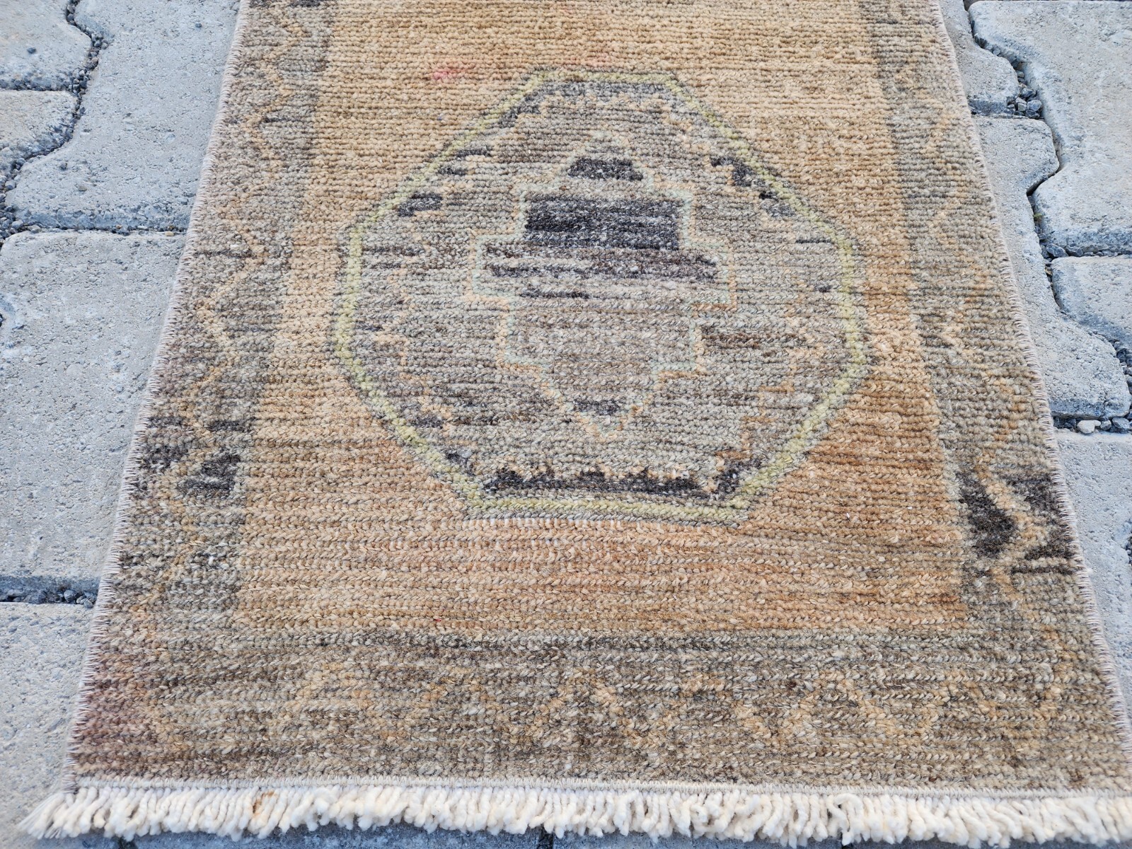 Picture 4 of 11