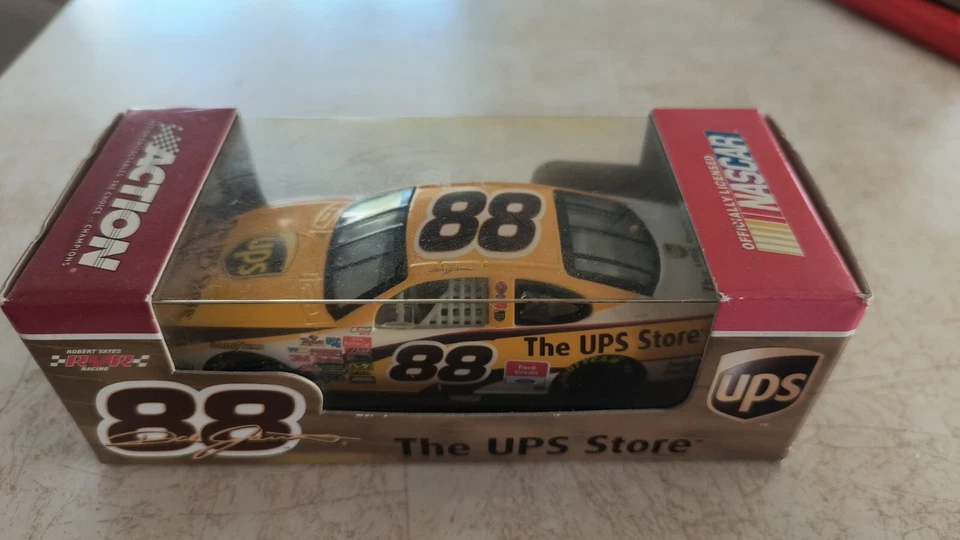 NEW! 2003 Dale Jarrett #88 The UPS Store 1:43 Scale Action Ford Taurus Diecast - Image 2 of 4