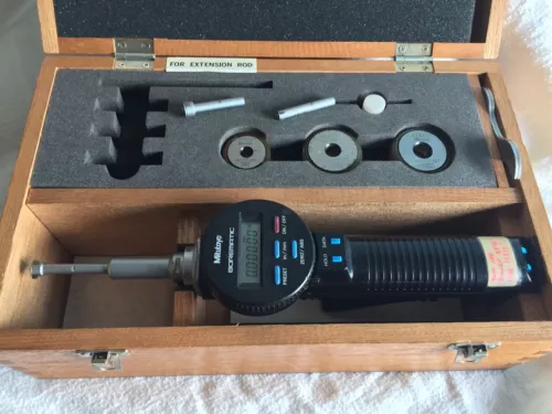 Mitutoyo Borematic .275 - .500" 568 Series ABSOLUTE Digimatic Bore Gages Shown.