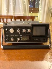 TV portatile vintage JVC anni 70/80 con radio e antenna telescopica – retrò