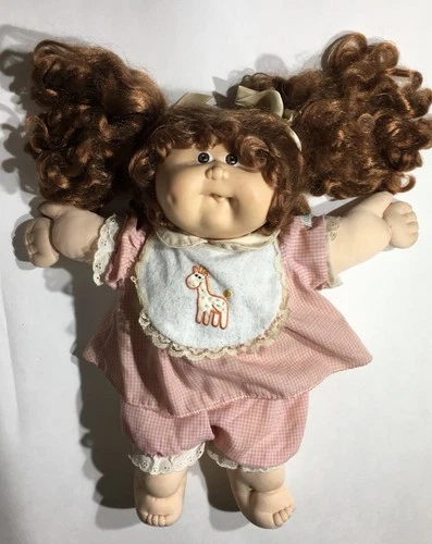 VTG 1983 Cabbage Patch Doll W/Clothes Brown Hair & Eyes Coleco