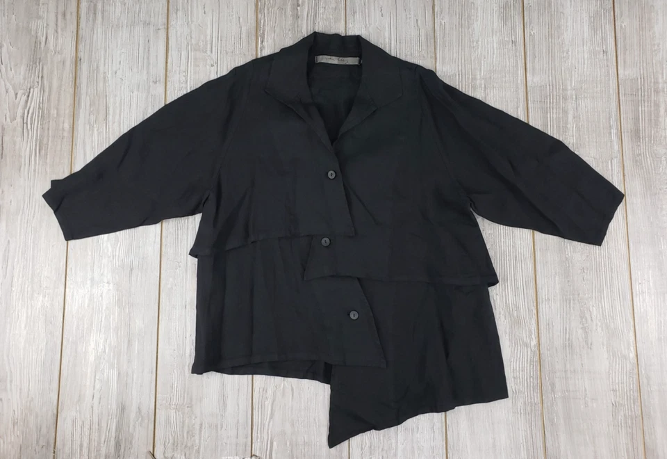 Jaqueta assimétrica feminina Cynthia Ashby preta tamanho M 100% linho botão superior - Imagem 3 de 4