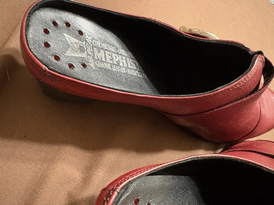 Zuecos para mujer Mephisto Texas de cuero rojo talla 10 M usados en excelente estado $295 Veneta Soft Air Tech Foto 4 de 4