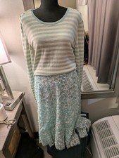 Oscar de La Renta Sweater Skirt Outfit 12