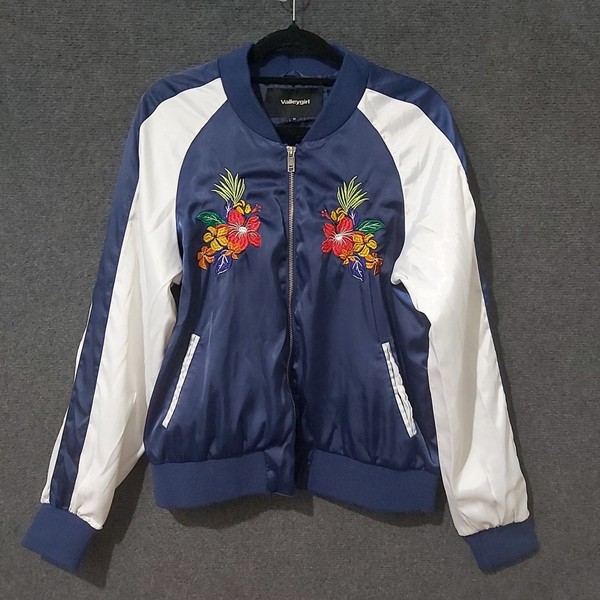 Valley Girl Size 12 Blue White Floral Embroidered Satin Bomber Jacket Zip Pocket