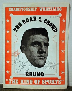 1972 CHAMPIONSHIP WRESTLING PROGRAM / MAGAZINE ABOUT BRUNO AND 3 AUTOGRAPHS